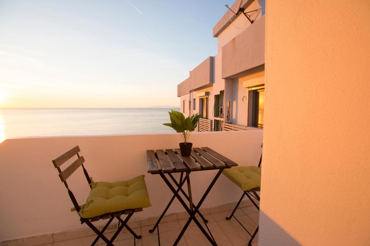 Sea Side Rooms Rhodes City Extérieur photo