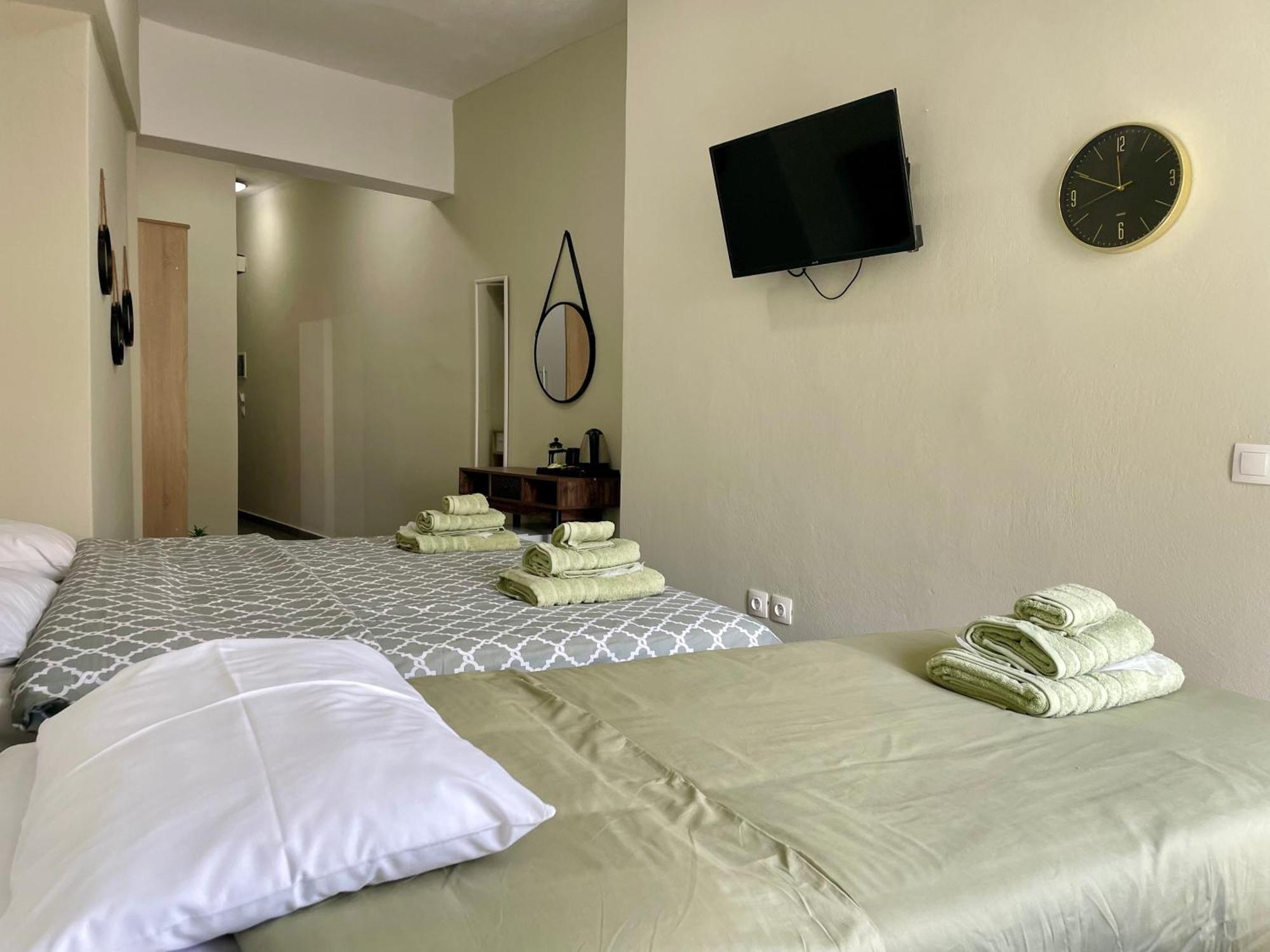 Sea Side Rooms Rhodes City Extérieur photo