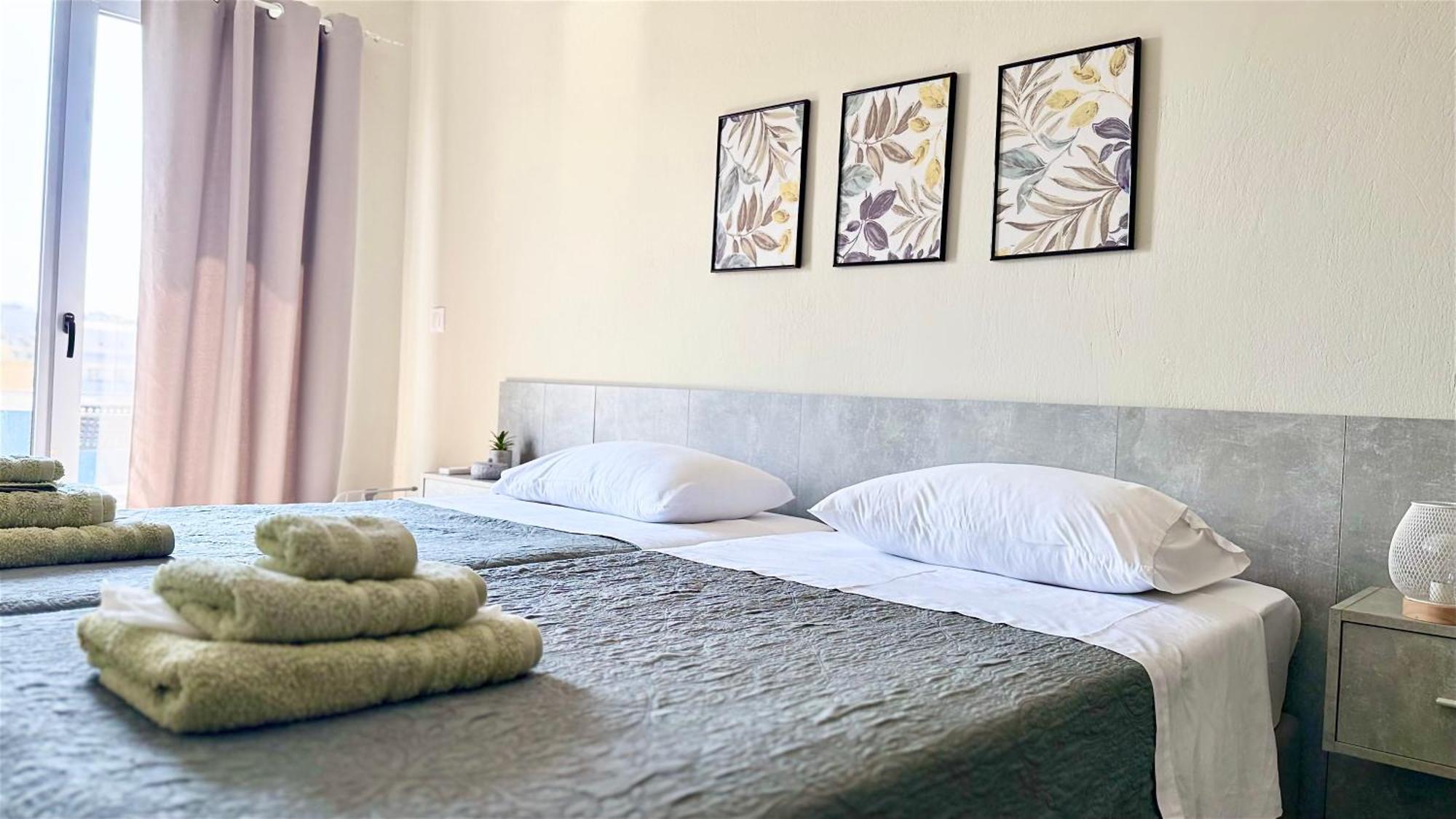 Sea Side Rooms Rhodes City Extérieur photo